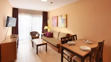 Grupotel Playa Feliz