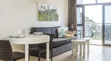 Grupotel Revoli