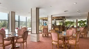 GRUPOTEL TAURUS PARK