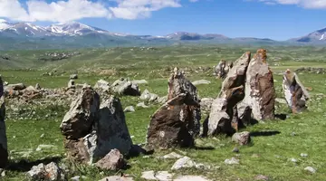 Gruzja, Armenia - spod szczytów Kaukazu w doliny Armenii