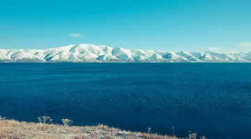 Gruzja, Armenia - spod szczytów Kaukazu w doliny Armenii