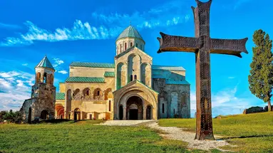 Gruzja, Armenia - spod szczytów Kaukazu w doliny Armenii