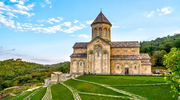 Gruzja, Armenia - spod szczytów Kaukazu w doliny Armenii