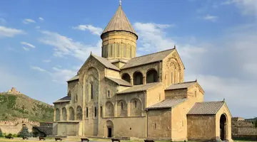 Gruzja, Armenia - spod szczytów Kaukazu w doliny Armenii