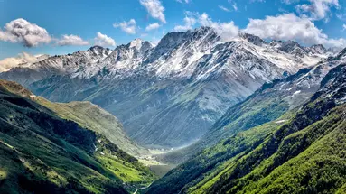 Gruzja- Morze Czarne i zielony Kaukaz