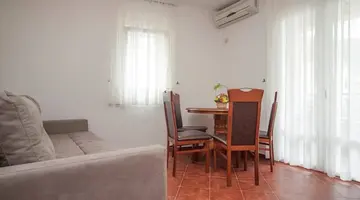 GUEST HOUSE MEDIN