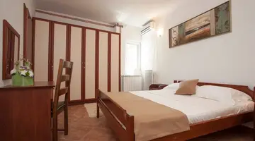 GUEST HOUSE MEDIN