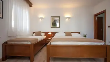 GUEST HOUSE MEDIN