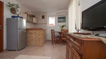 GUEST HOUSE MEDIN