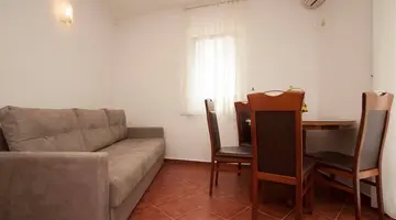 GUEST HOUSE MEDIN