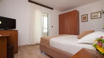 GUEST HOUSE MEDIN
