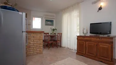 GUEST HOUSE MEDIN