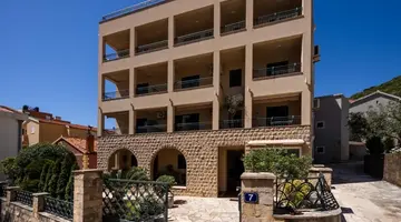 GUEST HOUSE MEDIN