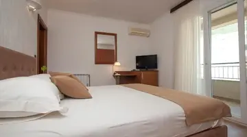 GUEST HOUSE MEDIN