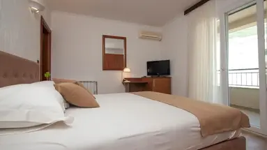 GUEST HOUSE MEDIN