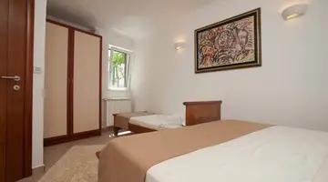 GUEST HOUSE MEDIN