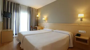 Guitart Central Park Aqua Resort 4*