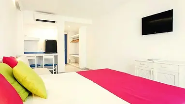 Guya Wave Hotel