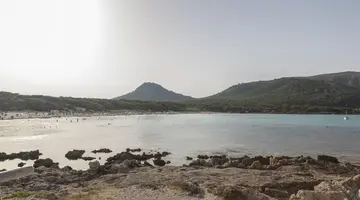 Guya Wave Hotel