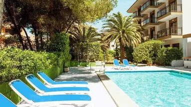 Guya Wave Hotel