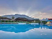 GYPSOPHILA CLUB MARINE HOTEL