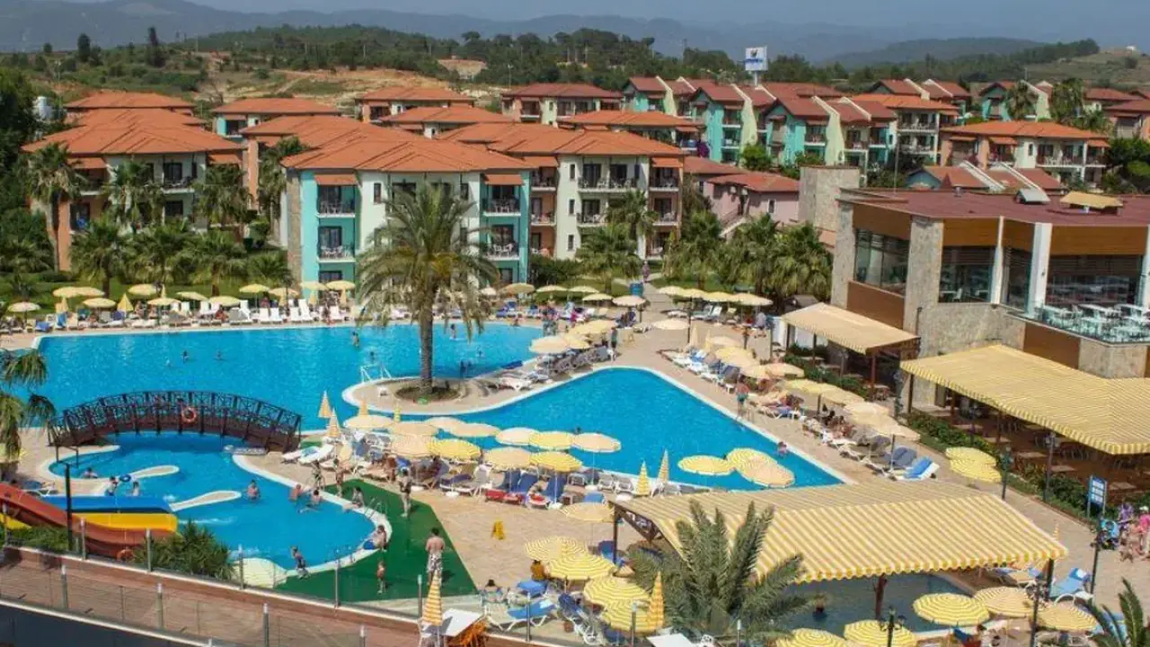 GYPSOPHILA HOLIDAY VILLAGE