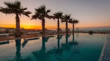 H Hotel