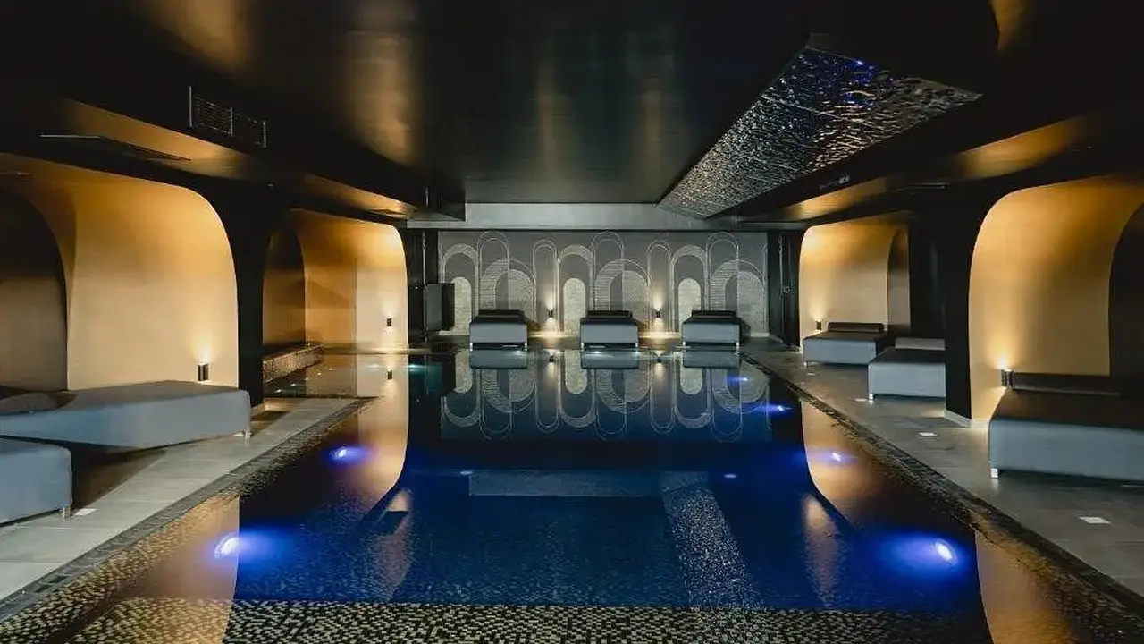 H Hotel