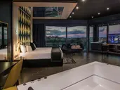 H Hotel