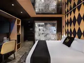 H Hotel