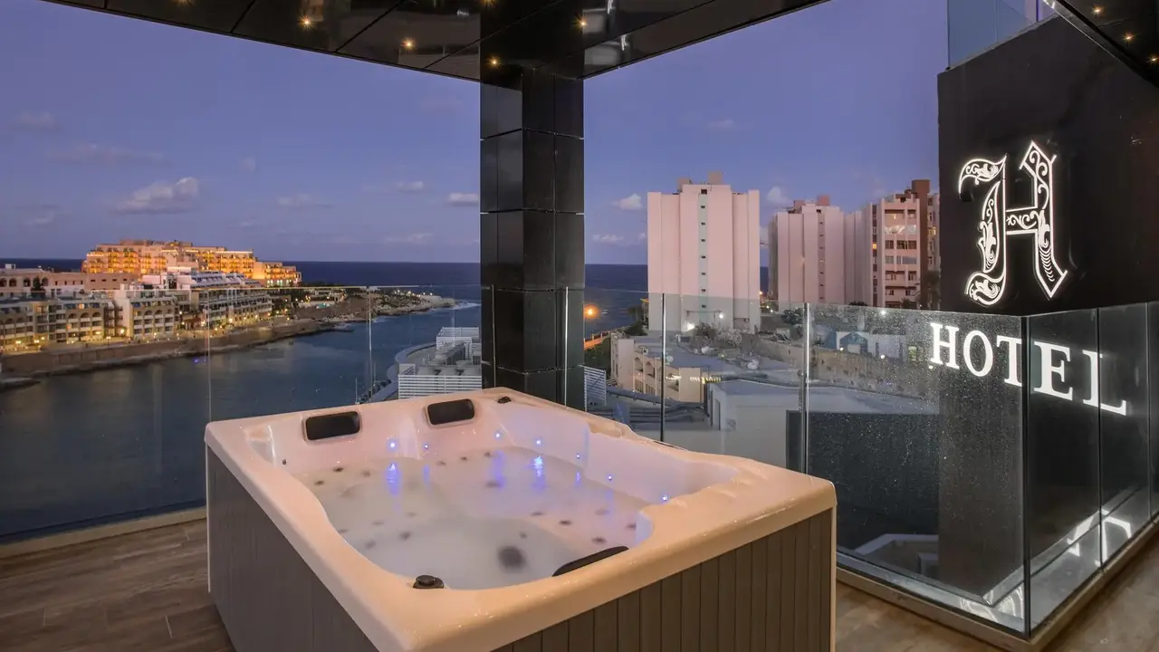 H Hotel