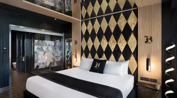 H Hotel