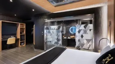 H Hotel