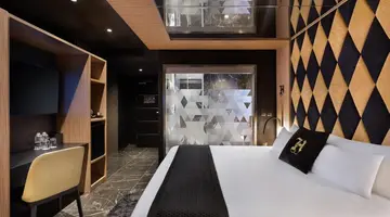 H Hotel