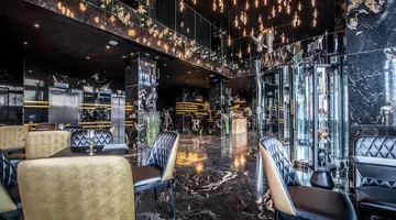 H Hotel