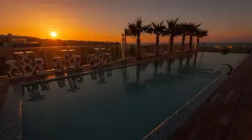 H Hotel