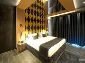 H Hotel