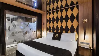 H Hotel