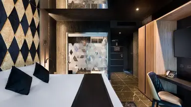 H Hotel
