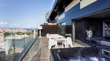 H Hotel