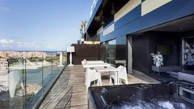 H Hotel