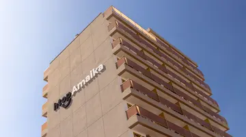H.TOP AMAIKA (ADULTS ONLY 16+)