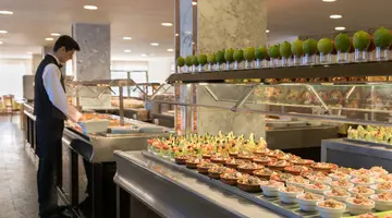 H.TOP ROYAL STAR HOTEL