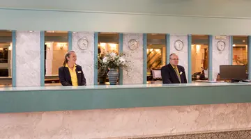 H.TOP ROYAL STAR HOTEL