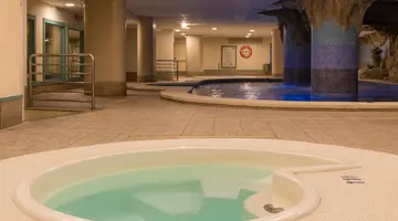 H.TOP ROYAL STAR HOTEL