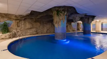 H.TOP ROYAL STAR HOTEL