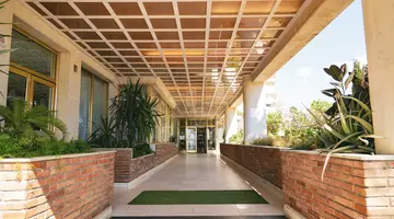 H.TOP ROYAL SUN HOTEL