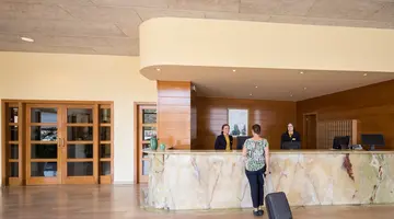 H.TOP ROYAL SUN SUITES