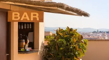 H.TOP ROYAL SUN SUITES