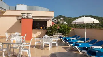 H.TOP ROYAL SUN SUITES